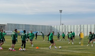 KONYASPOR,  UMUTLU GİTTİ