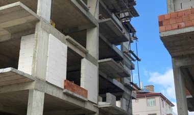 Konya'da feci ölüm! 5. kattan düştü