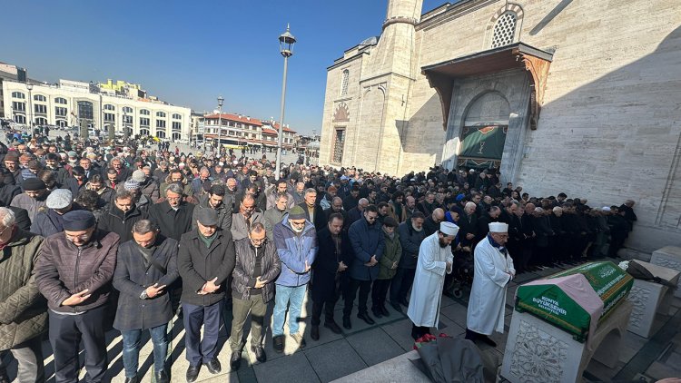 Mevlana'nın 22'nci kuşaktan  torunu Esin Çelebi'nin acı kaybı