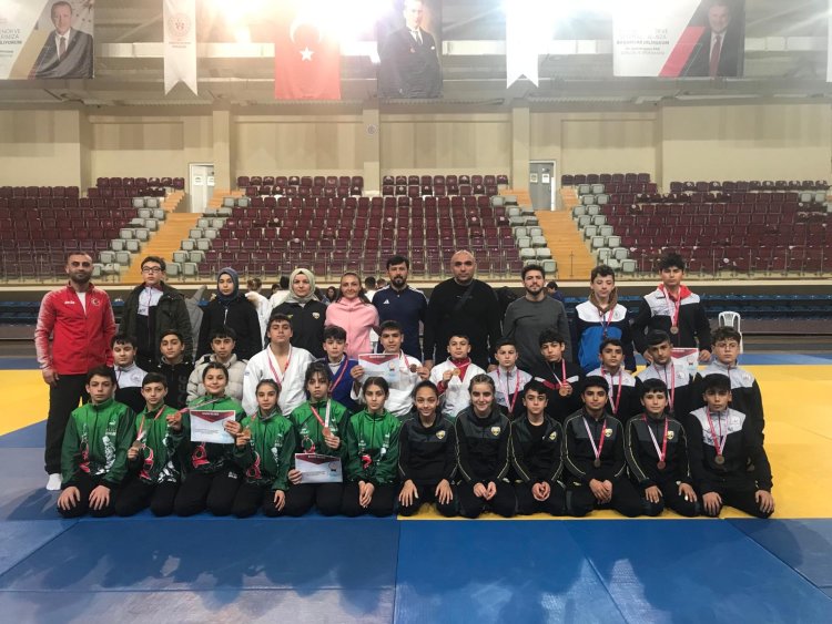 OKUL SPORLARINDA JUDOCULARIMIZDAN 18 MADALYA