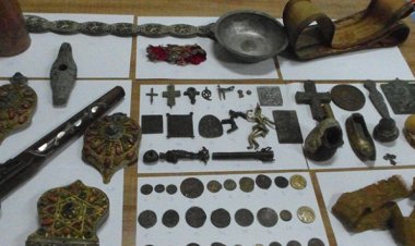 Konya'nın da olduğu 7 ilde tarihi eser  kaçakçılarına operasyon: 9 gözaltı