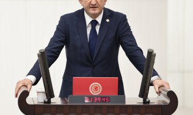 CHP Konya Milletvekili Barış Bektaş'tan, Taşeron İşçiler için Kadro Çağrısı