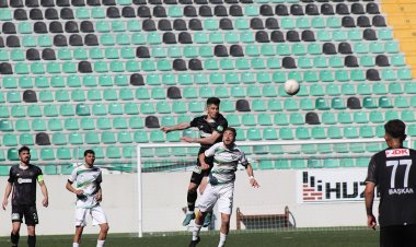 1922 Konyaspor kafaları karıştırdı