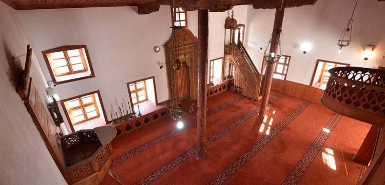 Konya’nın 5 bin yıllık mahallesindeki bu cami sadece Ramazan aylarında teravih namazı için açılacak