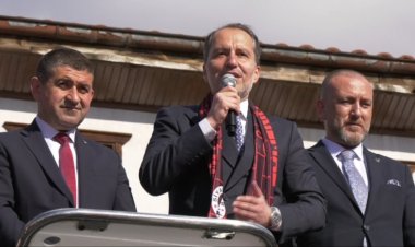 Fatih Erbakan'dan AKP'ye ağır sözler: Paralar imtiyazlı holdinglere gidiyor