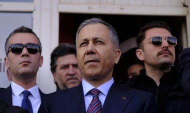 Bakan Yerlikaya, memleketinde 'Kadınhanı Kentsel Dönüşüm Alanı Temel Atma Töreni'ne katıldı