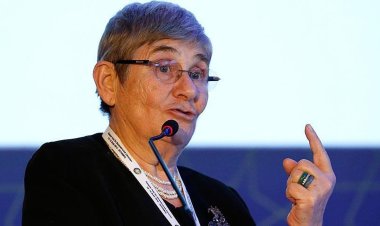 Gece ayaklarda yanma, kramp varsa işte sebebi! Canan Karatay: '3 besin iyileştiriyor'