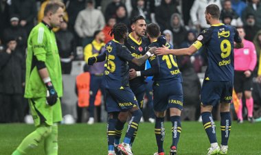 SÜPER LİĞDE FENERBAHÇE GALİP :2-1