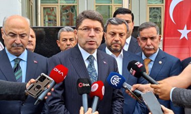 Bakan Tunç: DEM Parti teröre desteğe devam ederse kapatılabilir