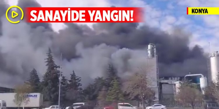 Konya'da bir fabrikaya ait depoda yangın çıktı