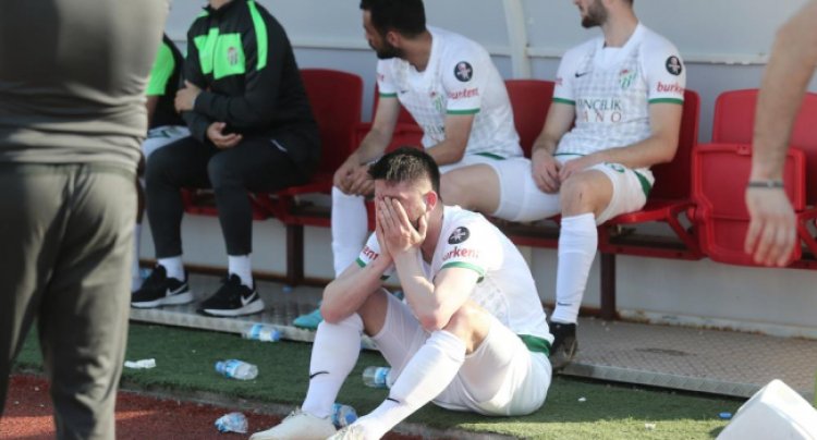 Süper Lig şampiyonluğu yaşayan Bursaspor TFF 3. Lig'e düştü