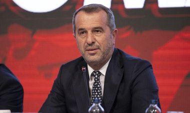 Saffet Sancaklı MHP'ye döndü