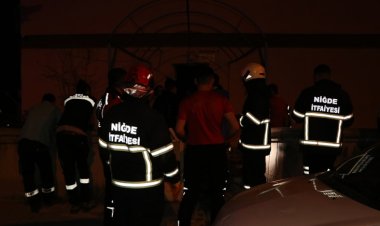 Babasıyla tartıştı eve benzin döküp yaktı