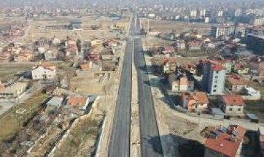 Konya merkezde önemli bir  cadde daha yenileniyor