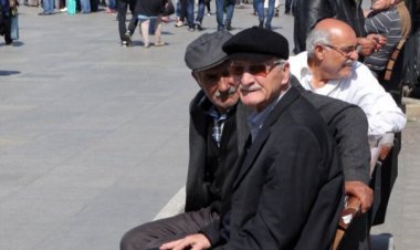 Emeklilerin yarısı 10 büyükşehirde yaşıyor