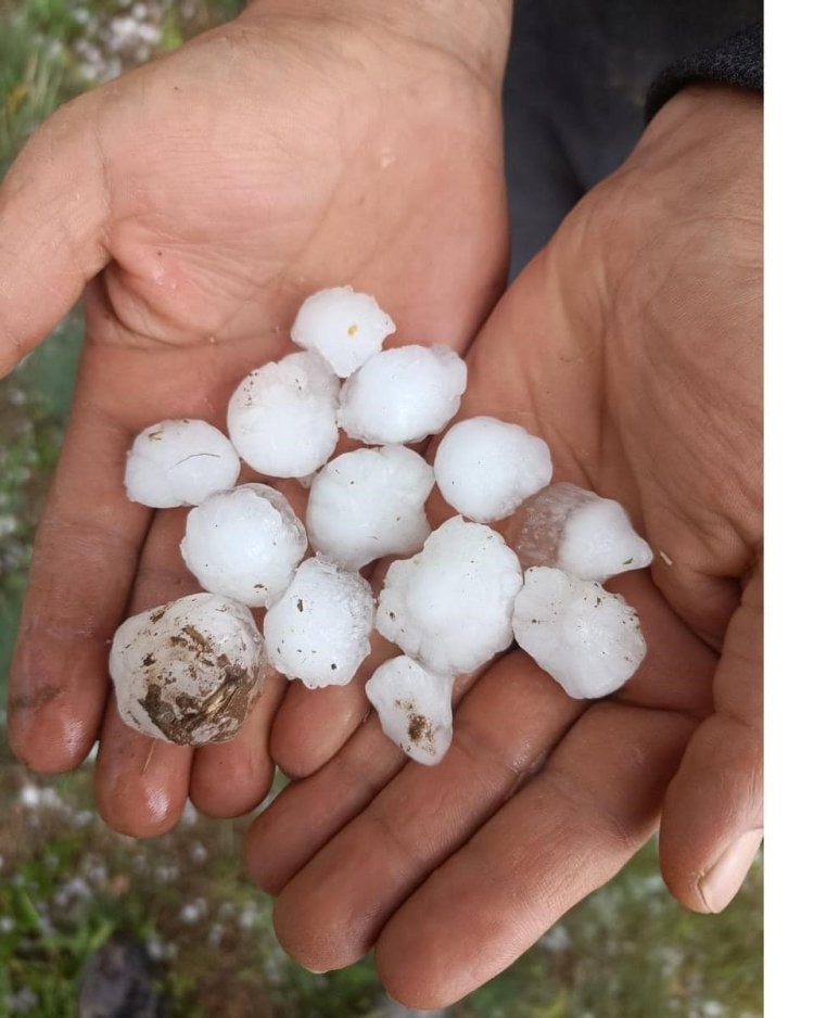 Yunak ve Çeltik’te dolu yağışı etkili oldu