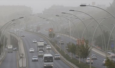 Kentlerde hava kirliliğinin asıl nedeni "trafik"
