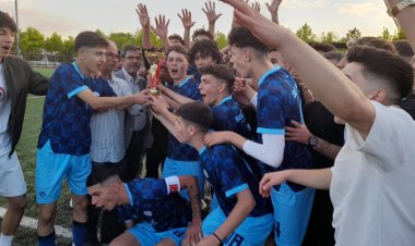 TEBRİKLER SELÇUKLU BELEDİYESPOR U17 FUTBOL TAKIMINA…