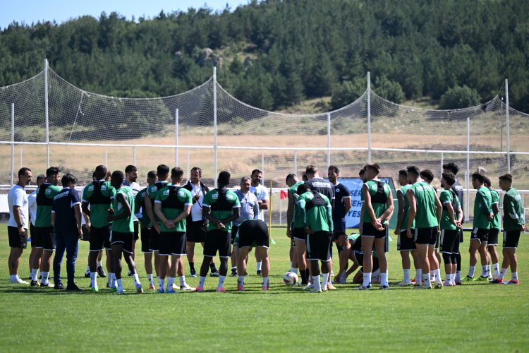 Konyaspor'un teknik direktörü Ali Çamdalı'dan  mesaj: Yuvadaki çift başlı kartaldan korkun