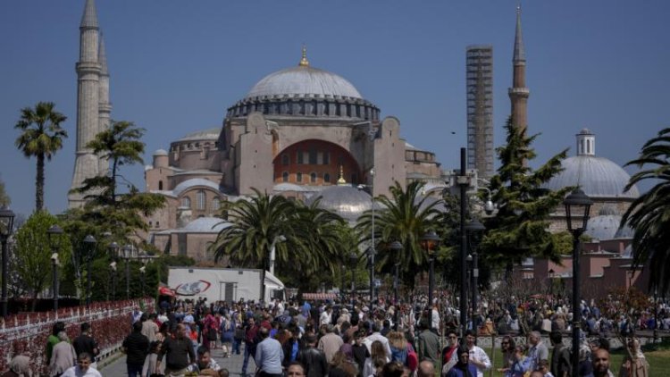 Ayasofya Camii yaklaşık 25 milyon ziyaretçi ağırladı