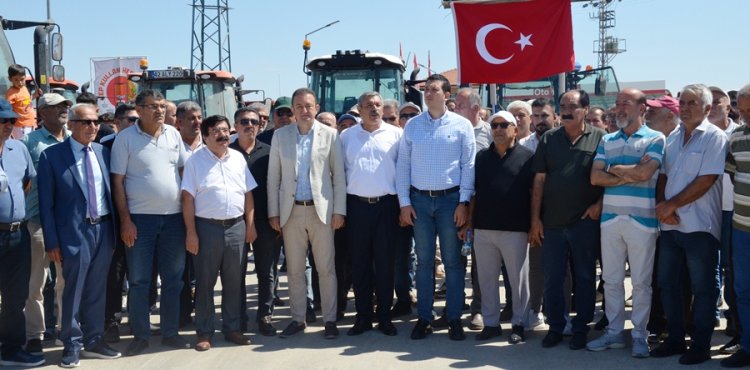 Yunak’taki çiftçi eylemine, Bektaş’tan destek