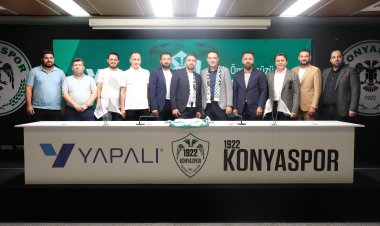1922 Konyaspor’un yeni isim sponsoru imzayı attı