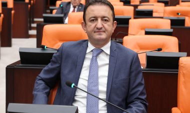 Bektaş: 30 Ağustos Zaferiyle, Cumhuriyetimizin yolu açılmıştır