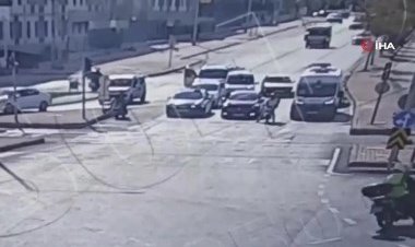 Oto hırsızları kendilerini takip eden  polislere ateş açtı: 2 polis yaralı