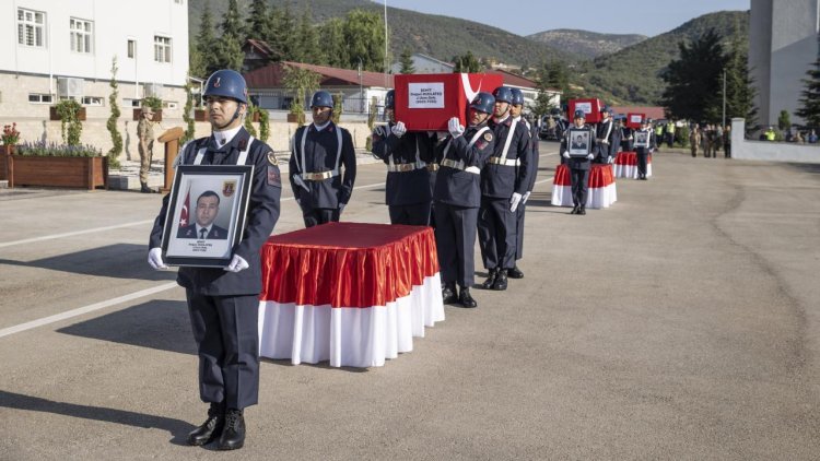 Tunceli'de şehitlerimiz için tören düzenlendi