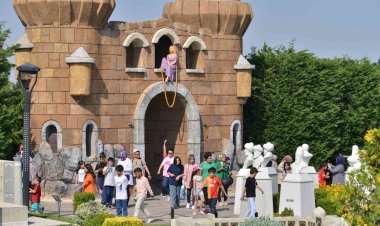 Yaz tatilinin gözdesi yine 80 Binde Devr-i Alem Parkı oldu