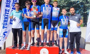 SELÇUKLU BELEDİYESPOR BİSİKLET TAKIMI BİR KEZ DAHA KÜRSÜNÜN ZİRVESİNDE