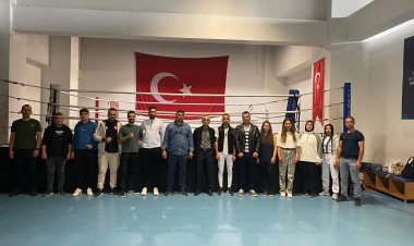 BOKS HAKEM KURSU SONA ERDİ