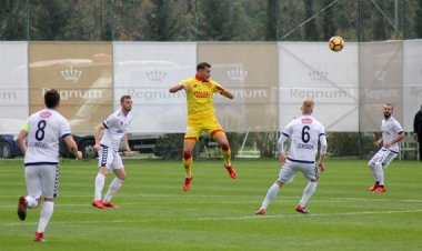 İZMİRDE  ZORLU RANDEVU