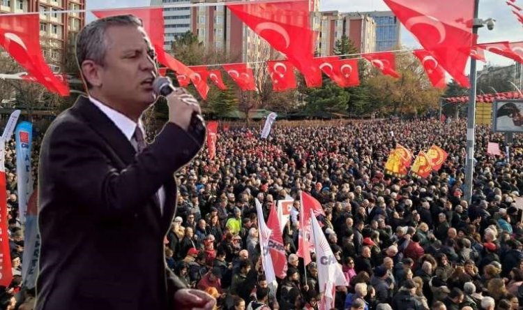 Onbinler Tandoğan Meydanı'nda