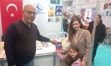 KONYALI ÖĞRETMEN 21. ANKARA KİTAP FUARINA İŞTİRAK ETTİ