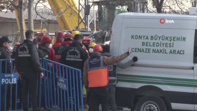 Konya'da 4 katlı bina çöktü