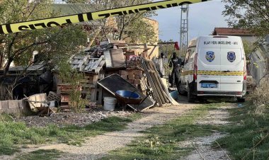 Tartıştığı eşini av tüfeğiyle öldürüp intihar etti