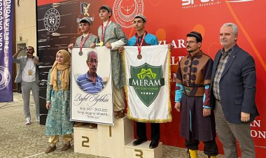 OKCULUKTA MERAMLI SPORCULAR TAM İSABET