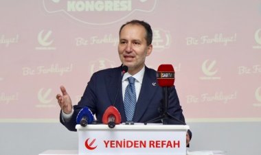 Erbakan: 'Sakın ha sakın çarenin CHP olduğunu düşünmeyesiniz'