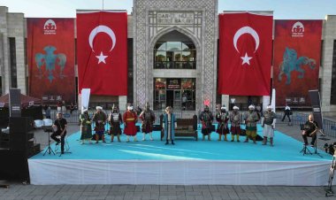 Konya’nın darülmülk oluşunun 928. yıl dönümü coşkuyla kutlandı