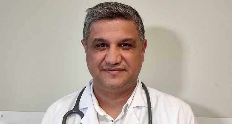 Doç Dr. Aktaş: "Sıcak çarpmasına karşı günde en az 2 litre su için"