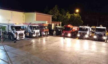 Altay: "İtfaiye ekiplerimiz Antakya’daki  yangına müdahale için gece yola çıktı"