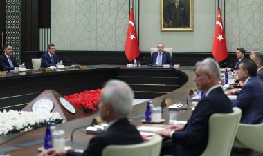 Kabine değişikliği için 'akşam yemeği' iddiası