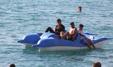 Acıgöl’e ziyaretçi akını