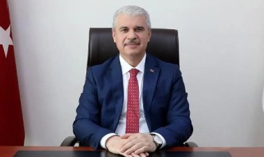 Akın: 29 Ekim'de millet yeniden doğdu