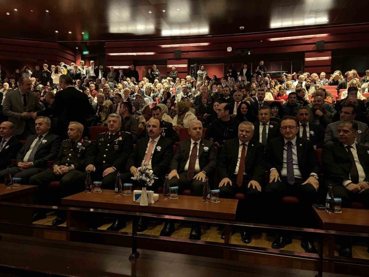 Konya’da 24 Kasım Öğretmenler Günü düzenlenen çeşitli etkinliklerle kutlandı