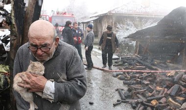Hafızalara Kazınan Kareyle Tanınmıştı: Ali Meşe Hayatını Kaybetti