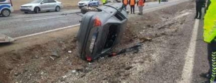 Beyşehir–Antalya Yolunda Korkunç Kaza: Aynı Aileden 3’ü Çocuk 6 Kişi Yaralandı