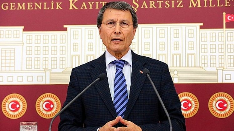 Kutlu Parti’de Genel Başkan Belli Oldu: Yusuf Halaçoğlu Göreve Seçildi