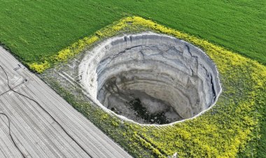 Konya Çumra’da Yeni Obruk Oluştu: Sulama Kanalında 15 Metrelik Çökme